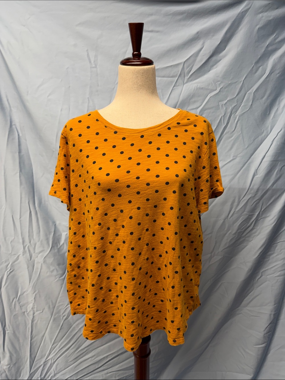 Old Navy Mustard Short Sleeve Polka Dot Tee